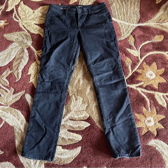 NWOT. Ann Taylor. Boot cut dark blue jeans. Size 6. - Picture 1 of 6